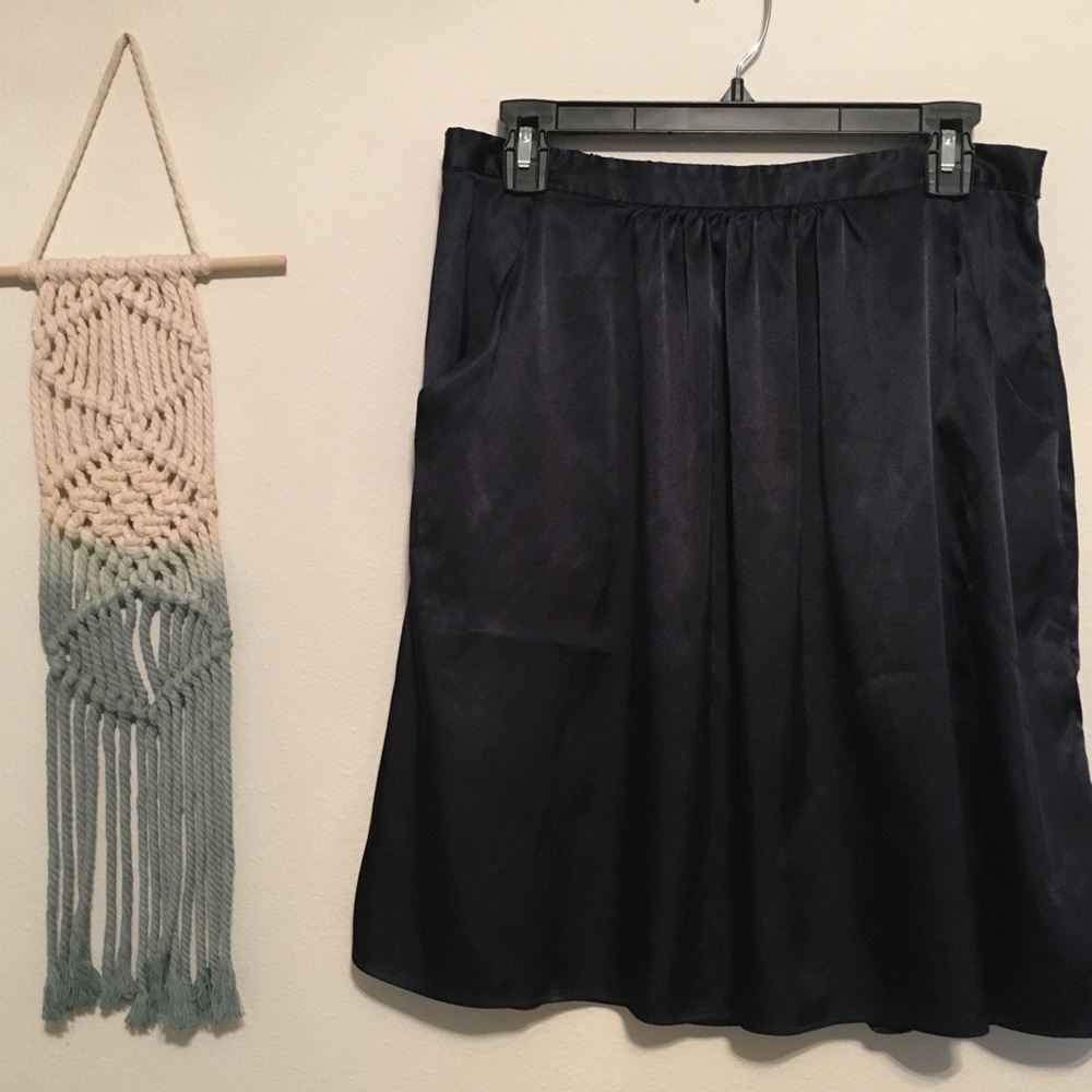 Simply Vera Navy Blue MidLength Skirt With Pockets